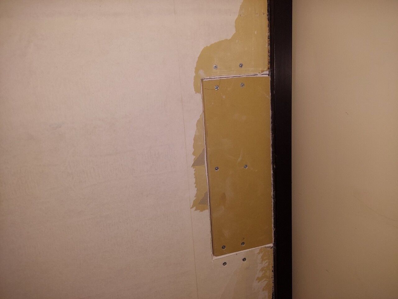 LINE_ALBUM_ホテルミスト　クロス手直し_220911_17